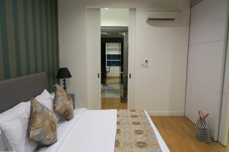 Platinum Serviced Suite Klcc 쿠알라룸푸르 외부 사진